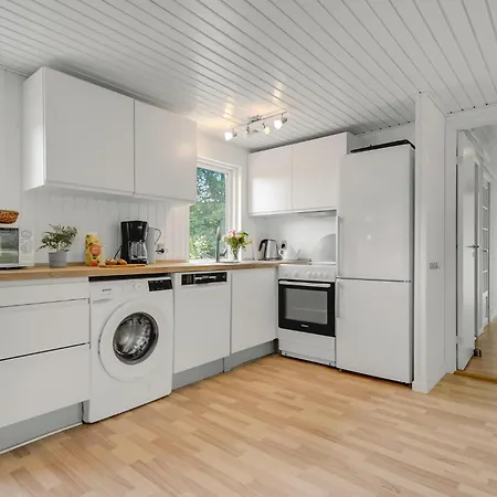 5 Bedroom Awesome In 펜션 *