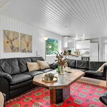 5 Bedroom Awesome In