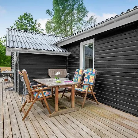 5 Bedroom Awesome In * Fårvang