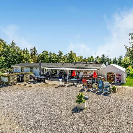 5 Bedroom Awesome In