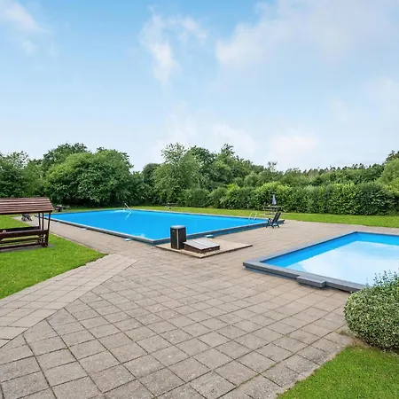 펜션 5 Bedroom Awesome In Fårvang