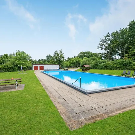 펜션 5 Bedroom Awesome In *