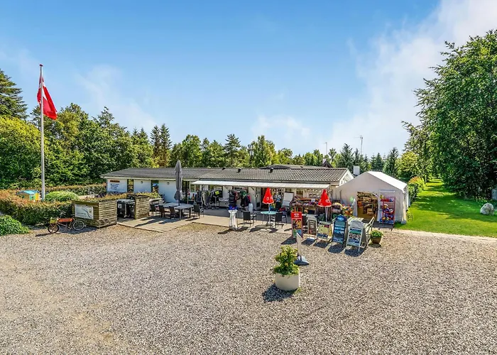 5 Bedroom Awesome In